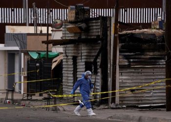 Incendio en bar de Sonora cobra otra víctima y aumentan a 13 muertes
