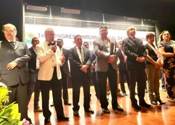 Especialistas se pronuncian por políticas públicas y mayor presupuesto al Sector Salud