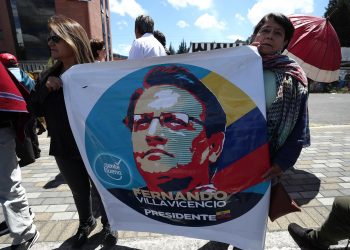 Dan el último adiós al candidato presidencial, Fernando Villavicencio