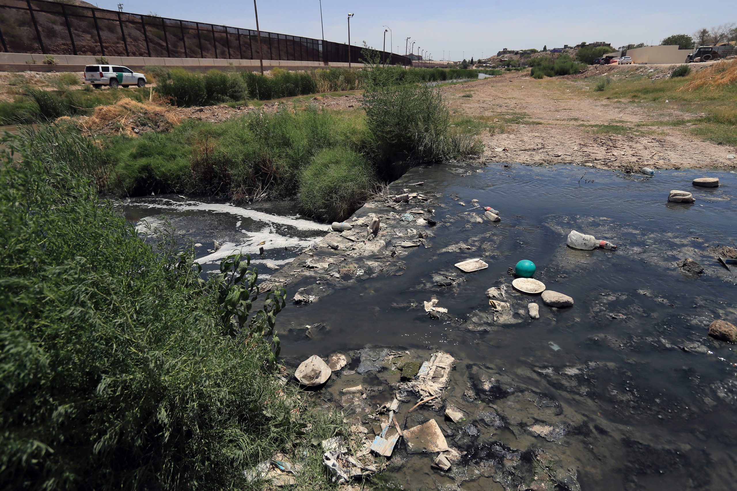 Ambientalistas acusan a Ciudad Juárez de contaminar el río Bravo