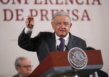 López Obrador ordena publicar planes de estudio