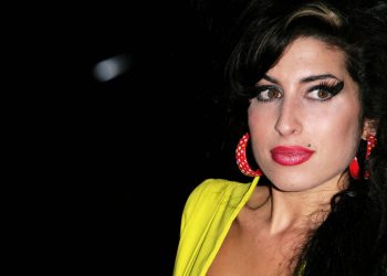 Diarios personales de Amy Winehouse saldrán a la luz el próximo 31 de agosto