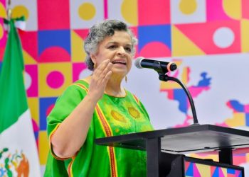 Beatriz Paredes pide esperar a las encuestas