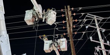 Se ha restablecido al 80 por ciento el suministro eléctrico afectado por el huracán Hilary: CFE