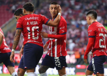 Chivas se alista para enfrentar este sábado al Santos Laguna