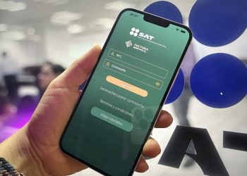 ¿Ya sabías que puedes facturar desde tu celular?