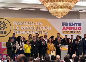 Formaliza PRD respaldo a Xóchitl Gálvez para que se abanderada del Frente Amplio