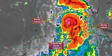 Idalia se fortalece a huracán categoría 1