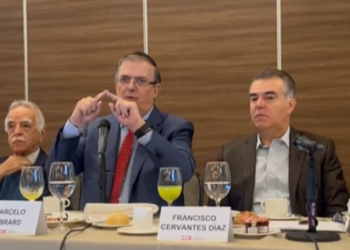 Crecimiento entre 4 y 5% plantea Ebrard ante el CCE