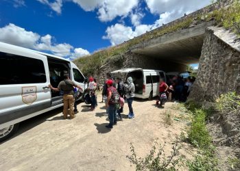 INM localiza a 125 migrantes en carretera de Oaxaca