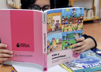 Por desgracia las niñas y los niños son las víctimas de los nuevos libros de texto: Ricardo Anaya