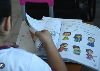 Continúa la polémica por los libros de texto, esto dicen los Padres de Familia