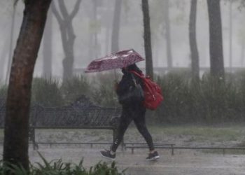 ¡No guardes el paraguas! Activan alertas por fuertes lluvias en la CDMX