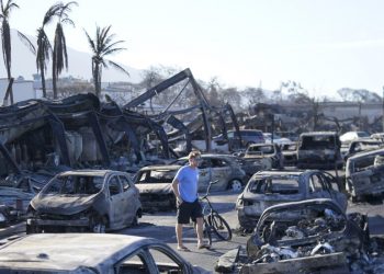 SRE informa sobre apoyo a afectados por incendios en Maui