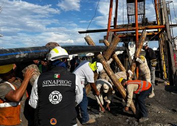 Siguen sin ser rescatados los 10 mineros atrapados a un año del derrumbe de la mina El Pinabete