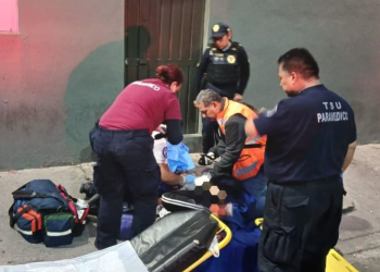 Nace bebé afuera de la estación Guelatao de la Línea A del Metro CDMX