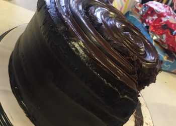 Caos por… ¿Comprar pasteles?