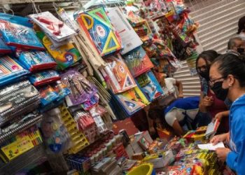 Esta es la derrama económica que estiman dejará el regreso a clases en la CDMX