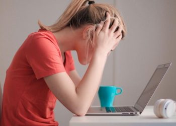 Científicos alertan de que la contaminación exacerba los problemas de salud mental