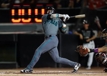 Saraperos arrancan los playoffs con victoria ante Toros de Tijuana  