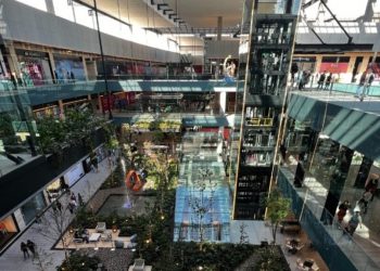 Detienen a dos hombres involucrados en el robo a una joyería en Parque Tepeyac