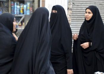 Alto comisionado ONU condena el endurecimiento de las penas en Irán sobre el uso del velo