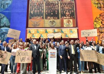 Xóchitl Gálvez reconoce que plagio documentos para titularse