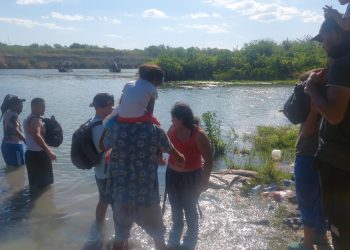 Pide gobernador de Coahuila a la federación asumir responsabilidad migratoria