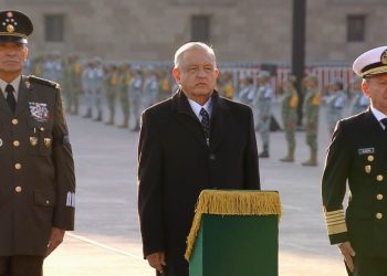 López Obrador encabeza ceremonia de conmemoración de sismos