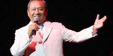El libro Armando Manzanero muestra las facetas del cantante