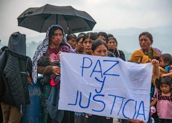 Indígenas desplazados por la violencia protestan en Chiapas