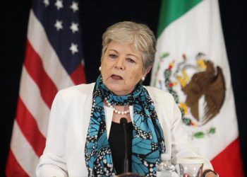 Alicia Bárcena niega en EE.UU. que López Obrador minimice la crisis de violencia