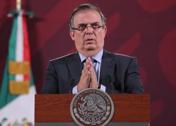 Ebrard manifiesta preocupación por encuesta de Morena