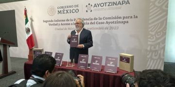No hay evidencia que los 43 de Ayotzinapa estén con vida: Alejandro Encinas