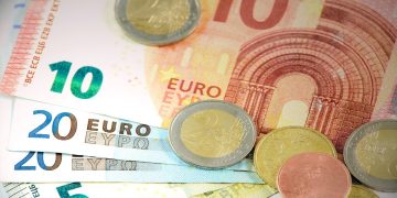 El euro cae