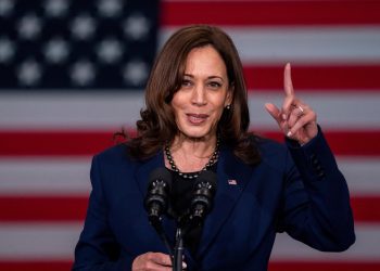 Kamala Harris encabezará la primera oficina contra la violencia armada