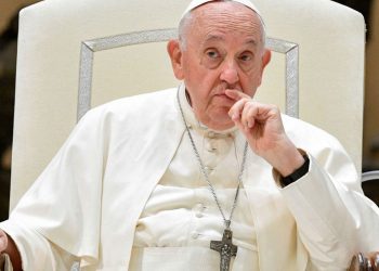 El Papa reclama una educación libre y gratuita