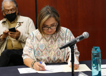 La UNAM iniciará un análisis en tesis de Xóchitl Gálvez