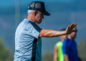 Será un bonito partido ante el Celta de Vigo: Aguirre