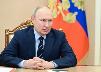 Putin visita el principal centro federal nuclear de Rusia