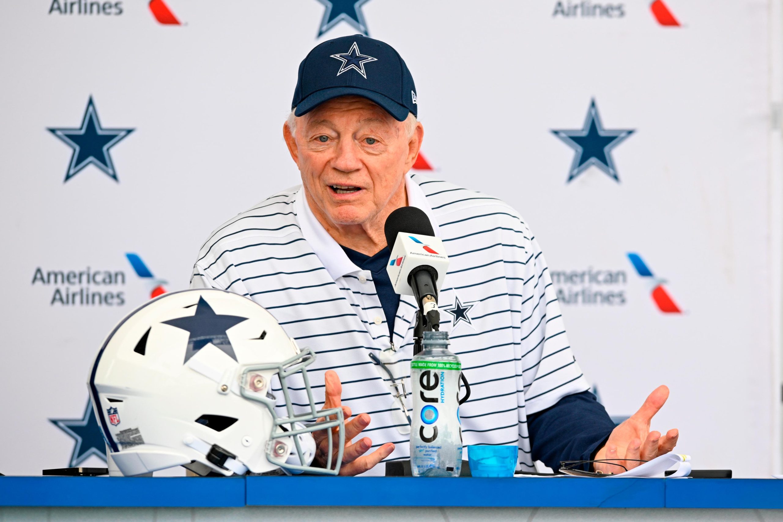 Jerry Jones calienta el partido entre Cowboys y 49ers - Enfoque