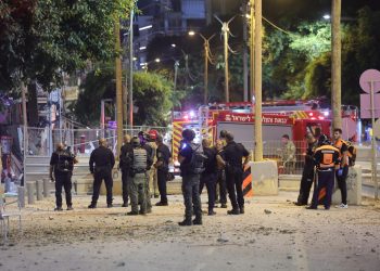 Hezbolá lanza misiles y morteros contra Israel