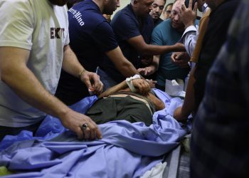 Israel da ocho horas a Médicos para evacuar un hospital en Gaza