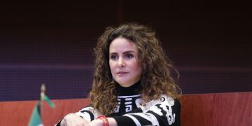 La poblana Nancy de la Sierra se incorpora a la bancada del PRI en el senado y deja el grupo Plural