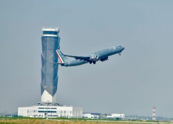 Dos aviones más de la Sedena vuelan rumbo a Israel