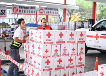 Llama la Cruz Roja Mexicana a sumarse a los esfuerzos de ayuda humanitaria tras afectaciones por Otis