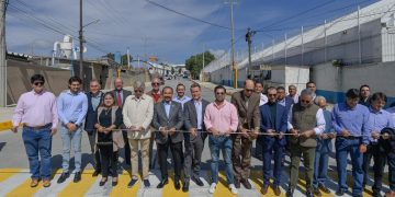 Inauguran Pedro Rodríguez y empresarios repavimentación de zona industrial en Atizapán