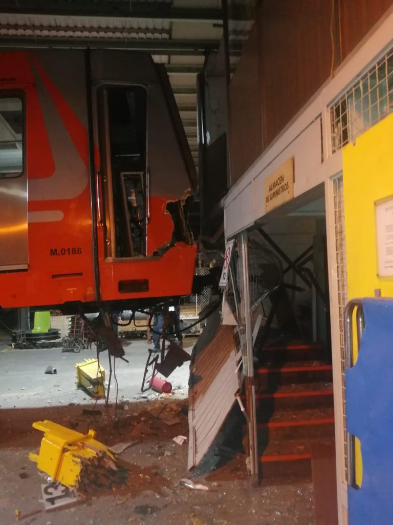 Metro CDMX investiga choque de tren en área de talleres Enfoque Noticias