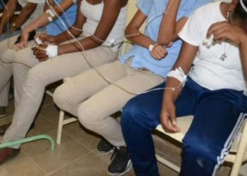 Se intoxican 27 estudiantes y maestros en escuela primaria de San Pedro, Coahuila