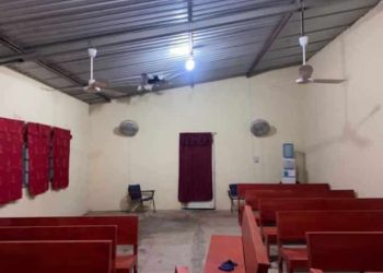 Atacan con drones capilla en Michoacán